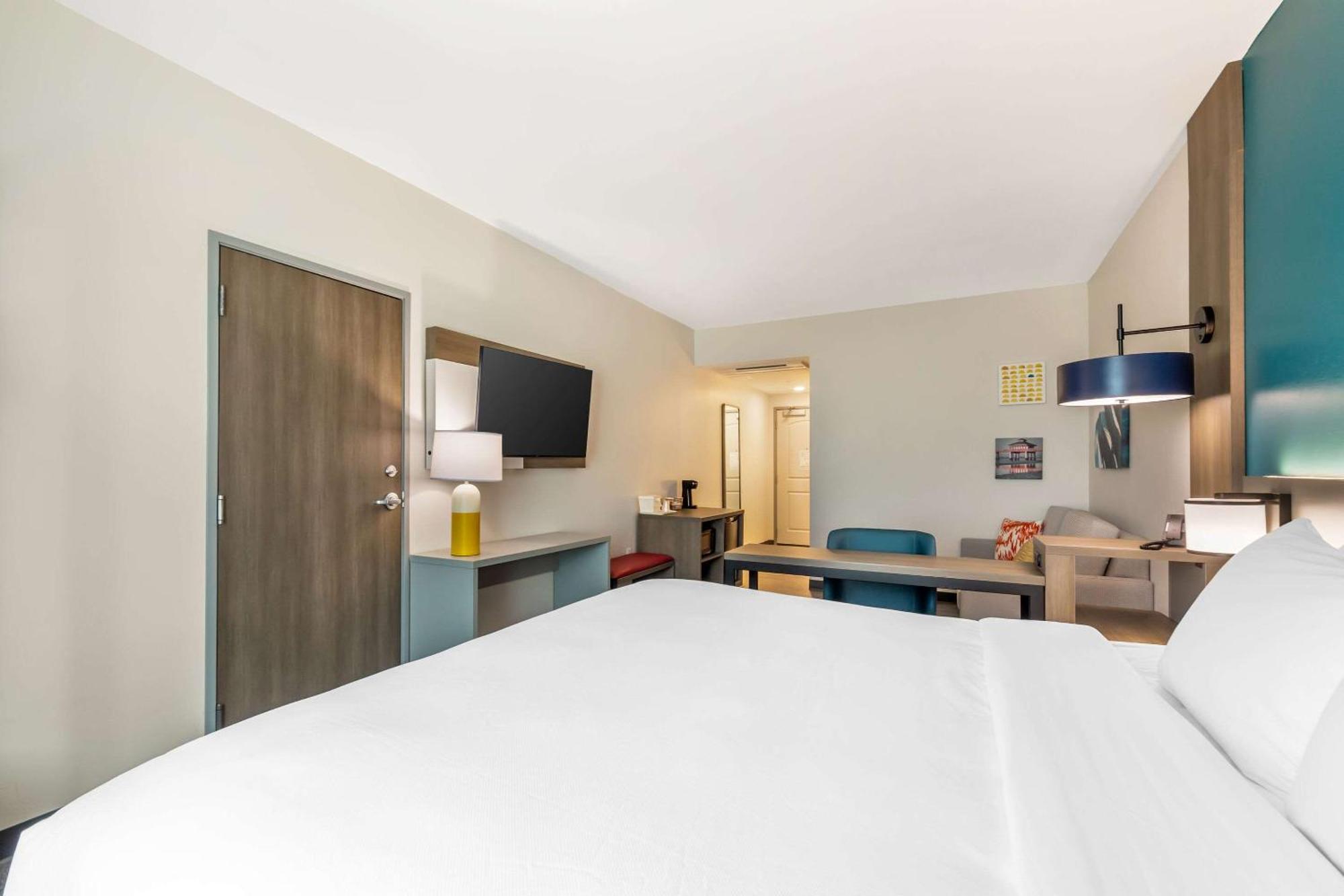 Comfort Suites Fort Myers East I-75 Екстер'єр фото