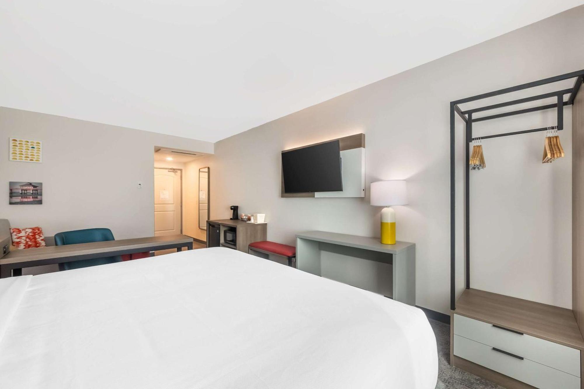 Comfort Suites Fort Myers East I-75 Екстер'єр фото