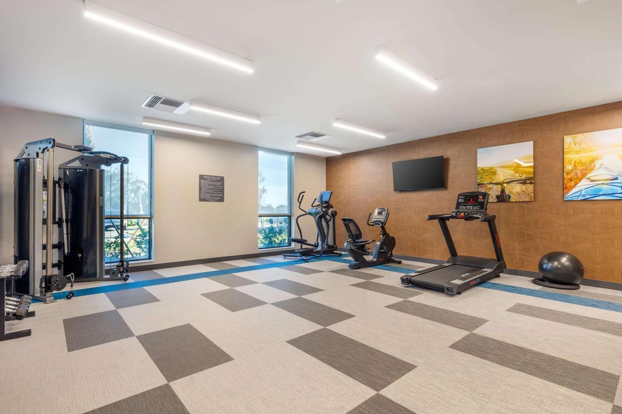 Comfort Suites Fort Myers East I-75 Екстер'єр фото